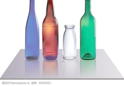 流光溢彩 白酒玻璃瓶矢量素材的多彩世界